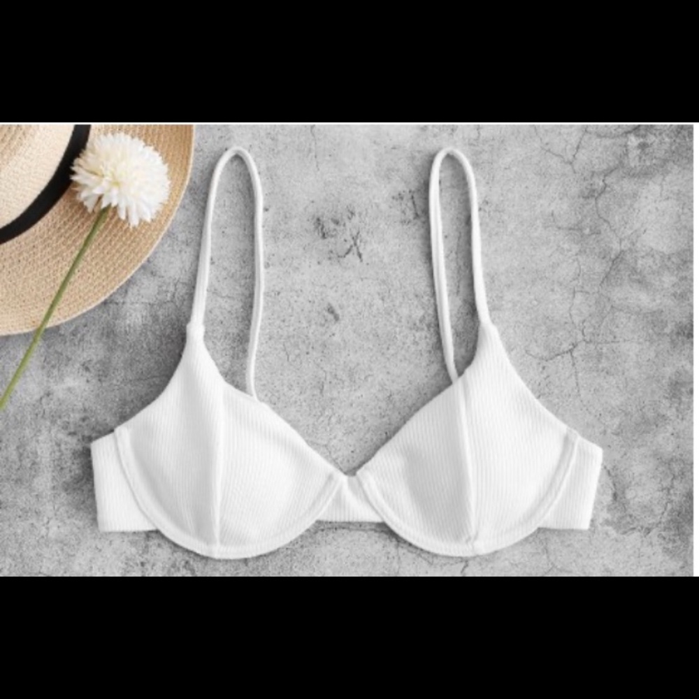 White underwire bikini top